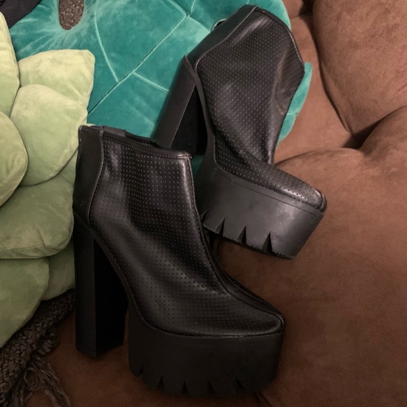 FRH Shoes - FRH Perforated Pleather Platforms